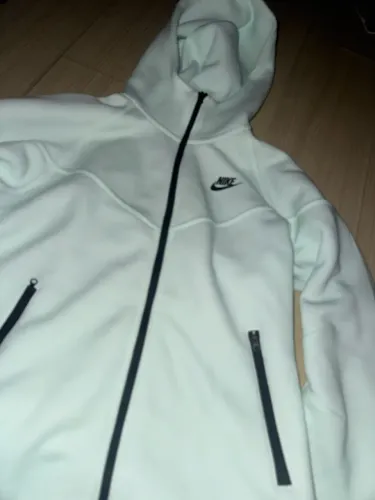 Nike tech flecce