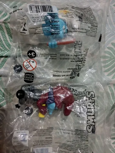 Boneco Smurfs burguer king