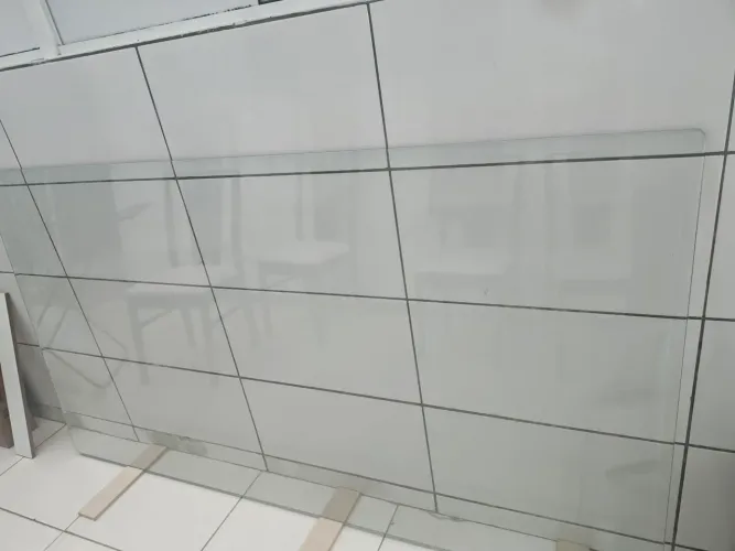 Tampo de mesa de vidro 200x110 com bisote