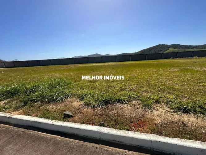 Caledônia Private Village - Terreno em condomínio fechado á venda em Camboriú