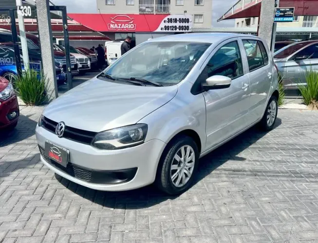 Volkswagen Fox 1.0 MI Total Flex 8V 5P 2011