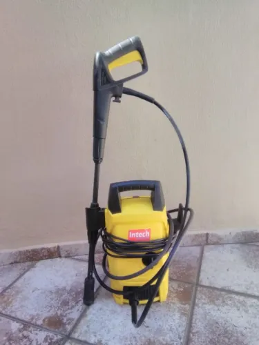 Lavadora de Alta Pressão - Marca Intech - Modelo Acqua 1200