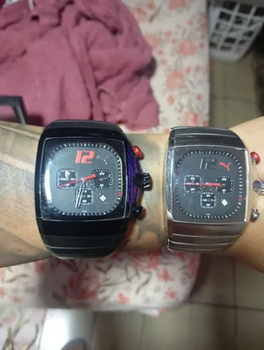 Vendo 2 relógios puma originais funcionando perfeitamente 500 reis cada