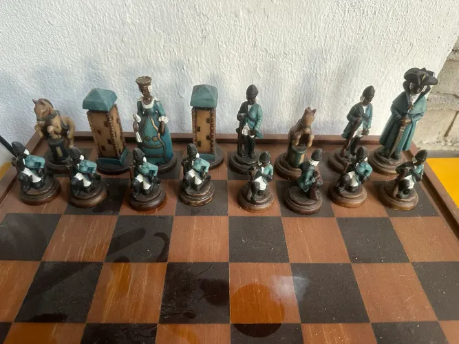 TABULEIRO de xadrez antigo completo 