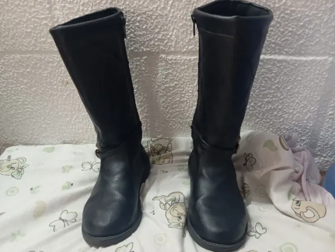 Bota infantil cano alto 
