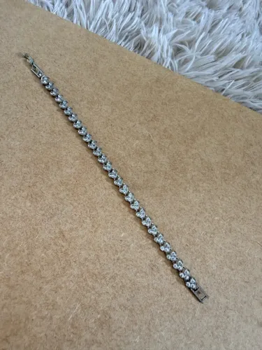Pulseira Riviera Corações com Brilhantes ?