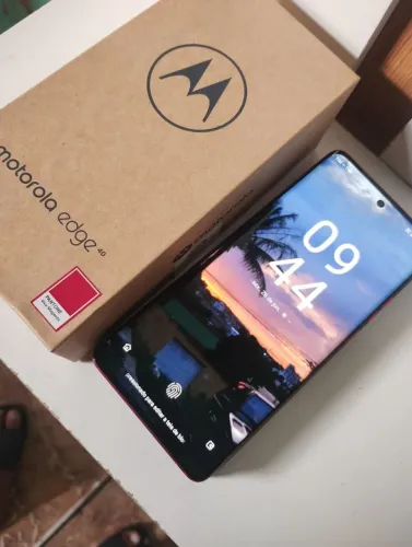 Moto Edge 