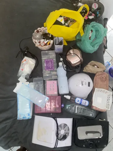 Produtos e equipamentos para manicure e nail design 