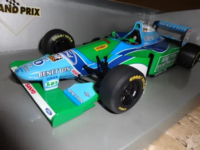 Minichamps 1/18 Benetton 1994 b194 Jos Verstappen - VIDE DETALHE