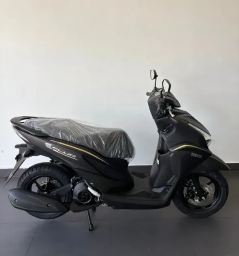 Yamaha Fluo  / Vendedor LEANDRO