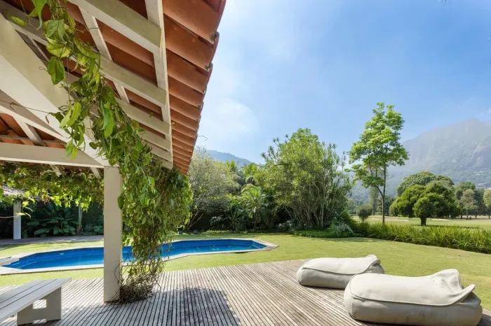 Casa com vista arrebatadora, no Itanhangá, Rio de Janeiro!