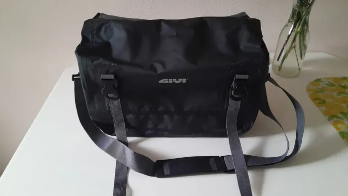 Bolsa Givi Ea120 15l 