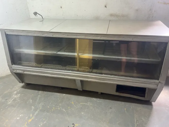 Frezer horizontal