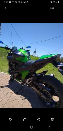 Moto kawasaki z800
