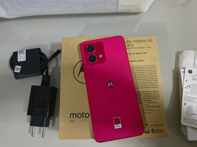 Celular Motorola Moto G84