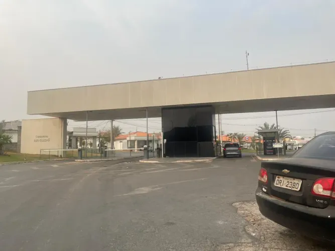 Casa a venda com 3 quartos sendo 1 suite 89m² com 2 vagas de garagem e edicula codigo: 826