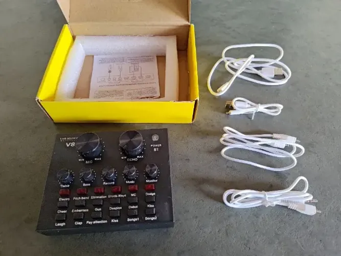 V8 Audio Sound Card Usb 5.0 Headset Microfone Webcast Live