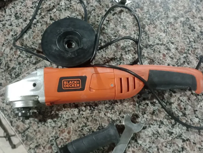 Politriz Black & Decker 600w