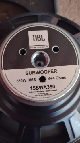 vendo par alto falante JBL15 polegadas 350 RMS leia pf