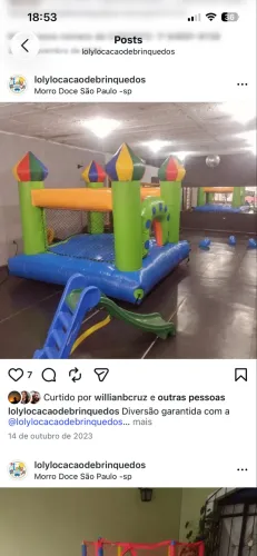 Castelinho inflável