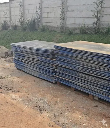 Vendo Maderite Plastificado 12mm e pontalete de 6cm