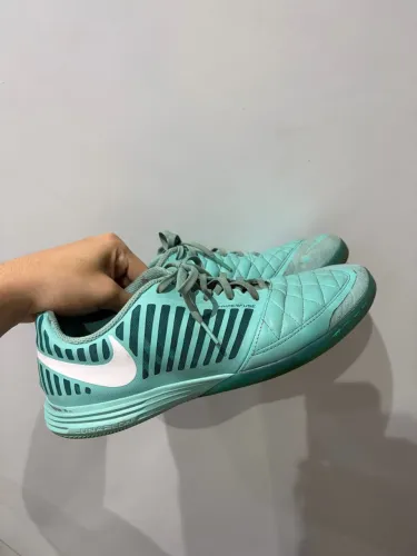 Chuteira de Futsal Nike Lunar Gato 2