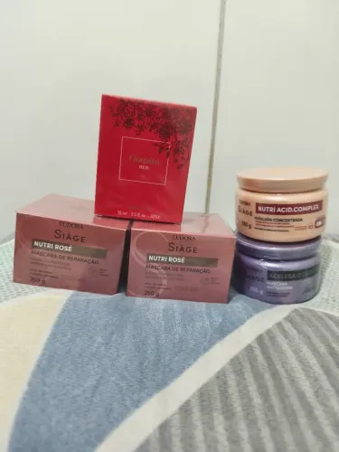 Cosméticos e perfumaria 