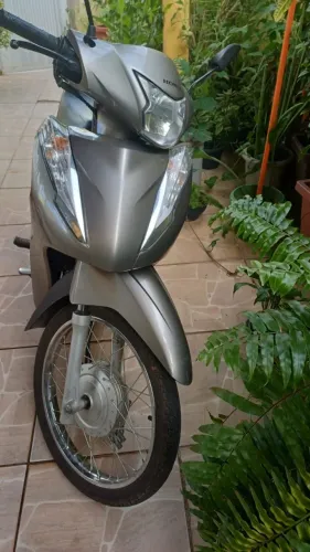 Vendo honda Biz 110 2022/2023