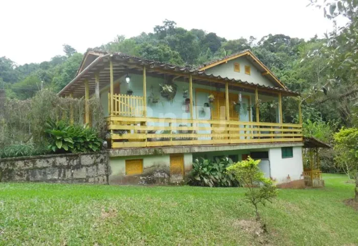 A PROPRIEDADE EM PENEDO COM TERRENO DE 26.214,11M2