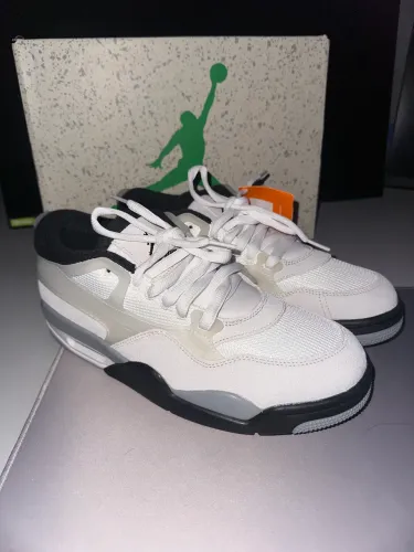 Nike Air Jordan 4 RM Infrared Branco 41 - Novo