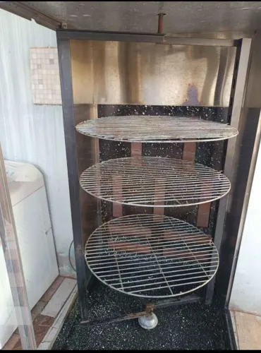 Vendo uma frangueira 