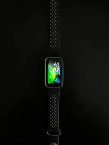 Huawei Band 8 - Completa, em estado de nova