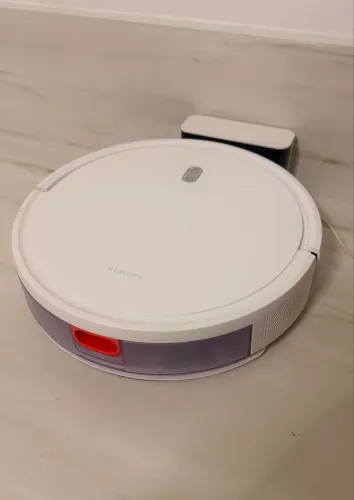 Xiaomi Robot Vacuum E10 | Aspira e Passa Pano | Excelente estado