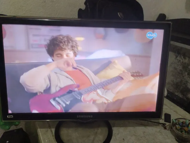 Tv Samsung 24 polegadas 