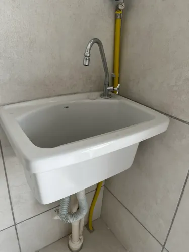 Tanque de Louça Branco Celite (sem torneira e sifão)