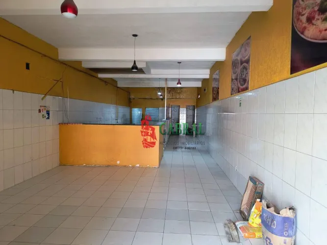 Salão com casa para alugar, 148 m² por R$ 5.000/mês - Cidade Serodio - Guarulhos/SP