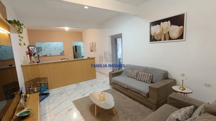 Casa à venda com 2 quartos 1 suíte no Macuco Santos/SP