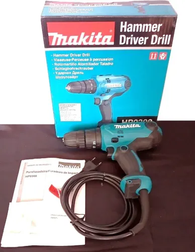 Furadeira e Parafusadeira de Impacto Makita-HP0300 320W 3/8 220V.