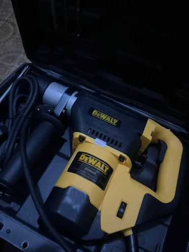 Martelete DEWALT 7k