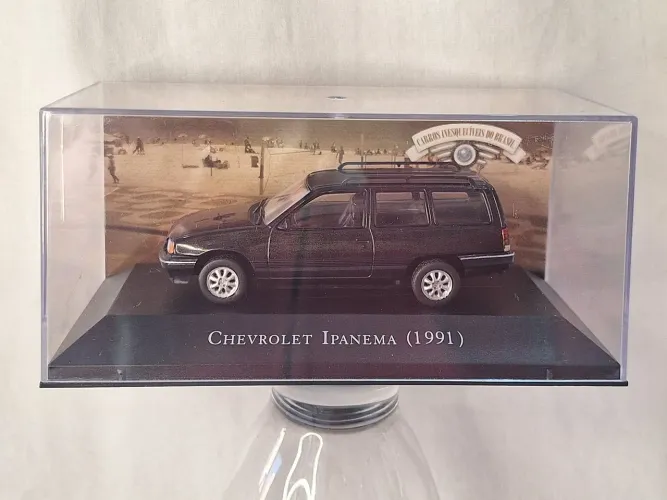 Miniatura Chevrolet Ipanema 1991 Carros Inesquecíveis do Brasil