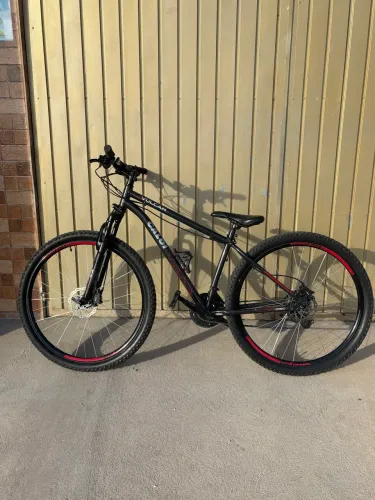 Bicicleta Caloi vulcan aro 29 freio hidráulico