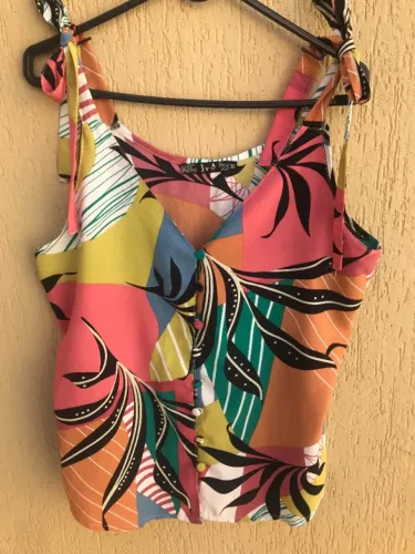Blusa Estampada Com Alcinha E Amarração Da Marca 3rd