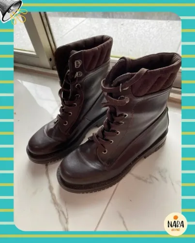 Bota feminina marrom