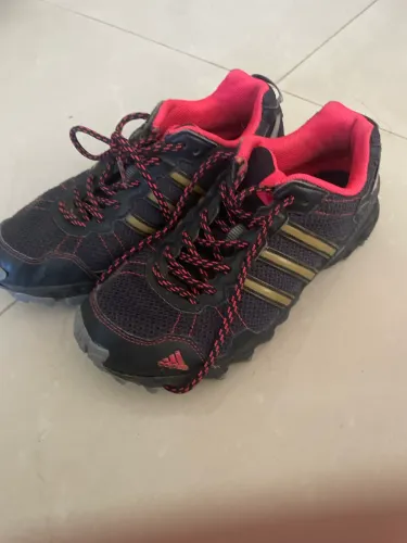 Adidas running número 37
