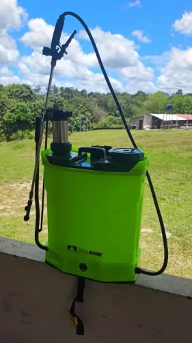 Bomba de passar veneno 