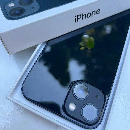 iPhone 13 128gb impecável com nota e na caixa