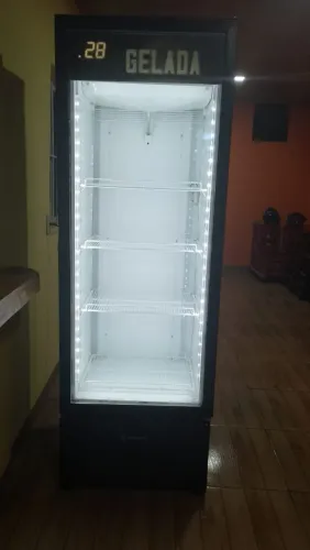 EXPOSITOR REFRIGERADO METALFRIO 390 LITROS - ÓTIMO ESTADO