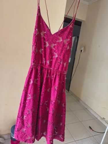 Vestido renda com forro
