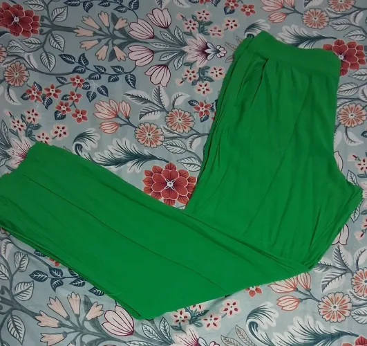 Calça pantalona 