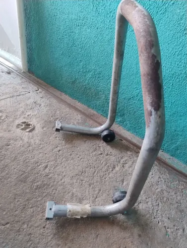 VENDO SUPORTE DE MOTO